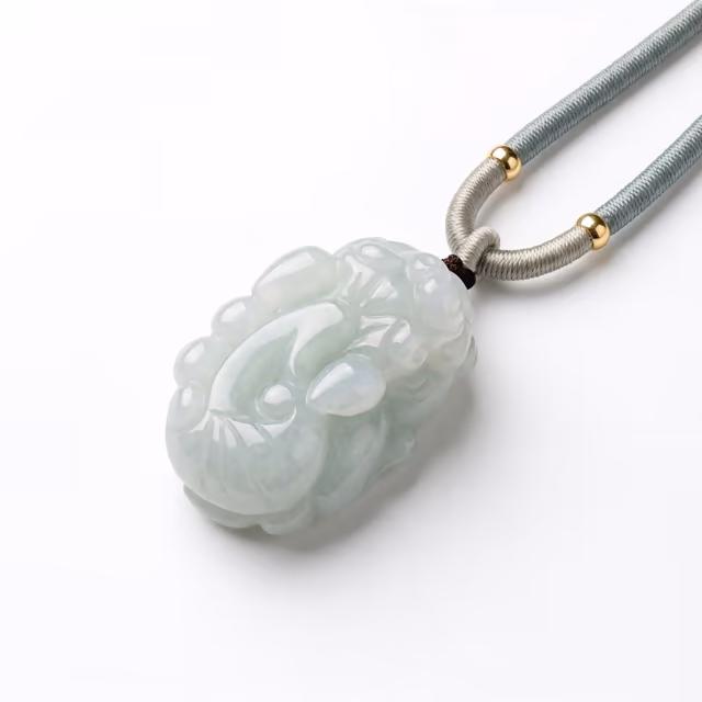冰白糯冰种翡翠貔貅吊坠 view 2