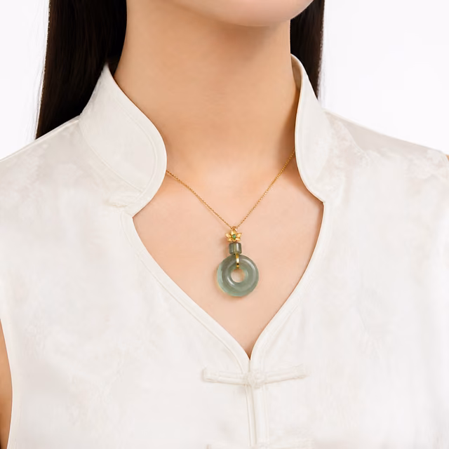 玻璃质感绿翡翠18K金平安扣吊坠清雅款 view 5