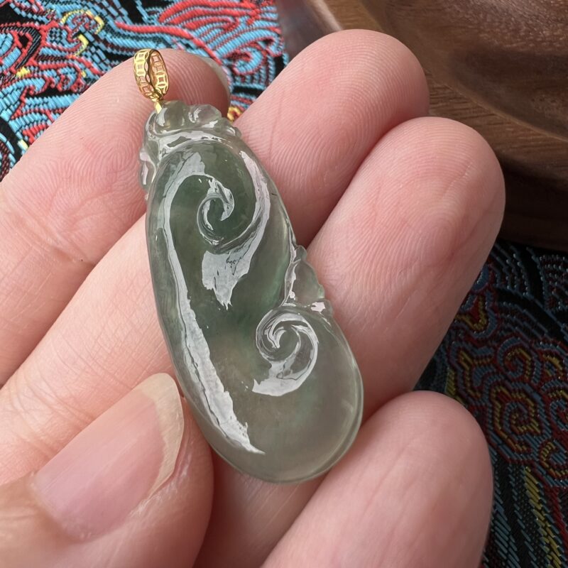 Sky Blue Ru Yi Pendant 35mm, PSM667