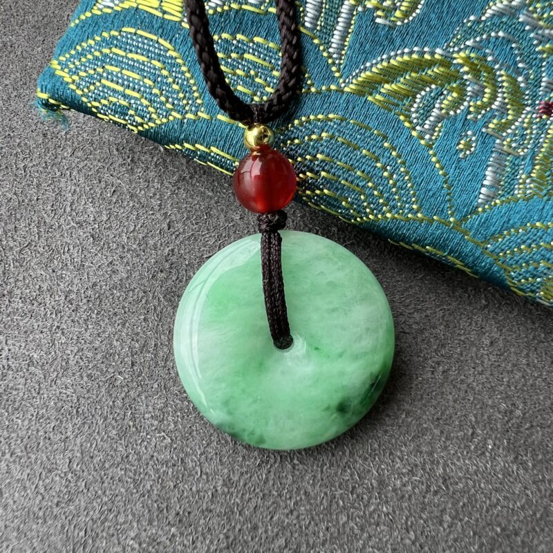 Green Piao Hua Button (Ping An Kou) Pendant 21.6mm, PGL902