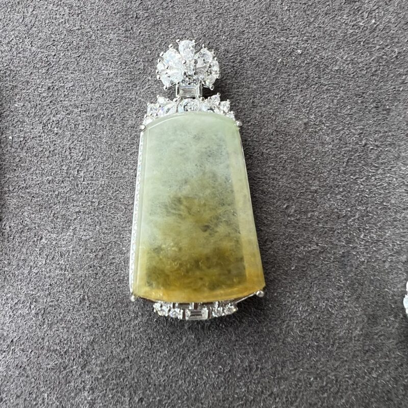 Yellow Plate (Wu Shi Pai) Pendant 26.2mm, PYL948