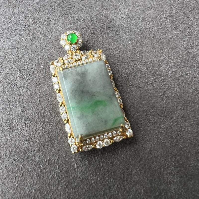 Green Piao Hua Plate (Wu Shi Pai) Pendant 19mm, PGL955