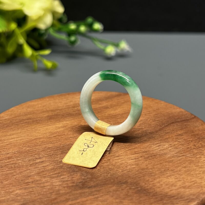 17.2mm Green Piao Hua Round Ring - Full Jadeite Ring17.2mm, RGM1011