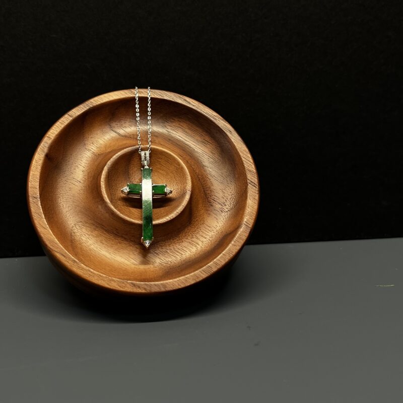 Green Irregular Pendant 34mm, PGL1013