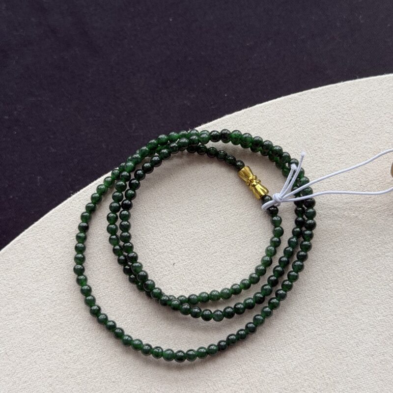 Icy Deep Spicy Green Jadeite Necklace, V3-NLS-8202 | Certified Grade A Jade