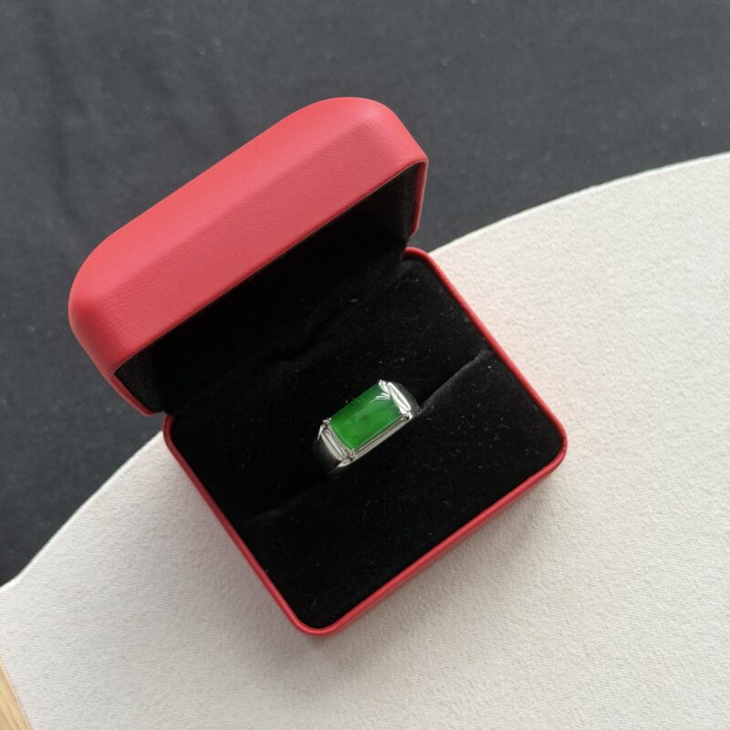 Imperial Green Rectangular Icy Jadeite Ring (Silver Setting), V3-WNF-0549 | Certified Grade A Jade