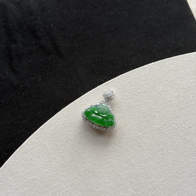 Imperial Green Vibrant Icy Jadeite Pendant (Buddha), V3-HRU-7827 | Certified Grade A Jade