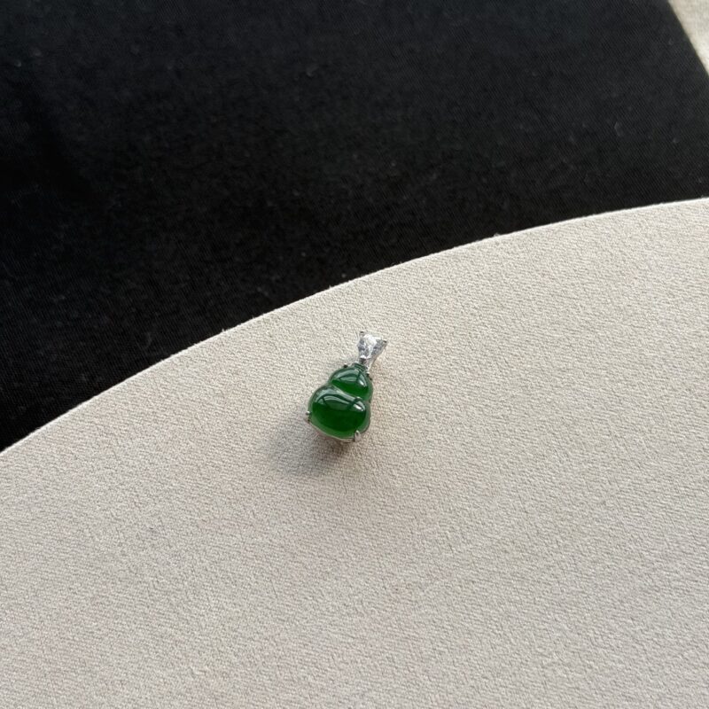 Imperial Green Icy Jadeite Beaded Necklace, V3-XVK-4553 | Certified Grade A Jade