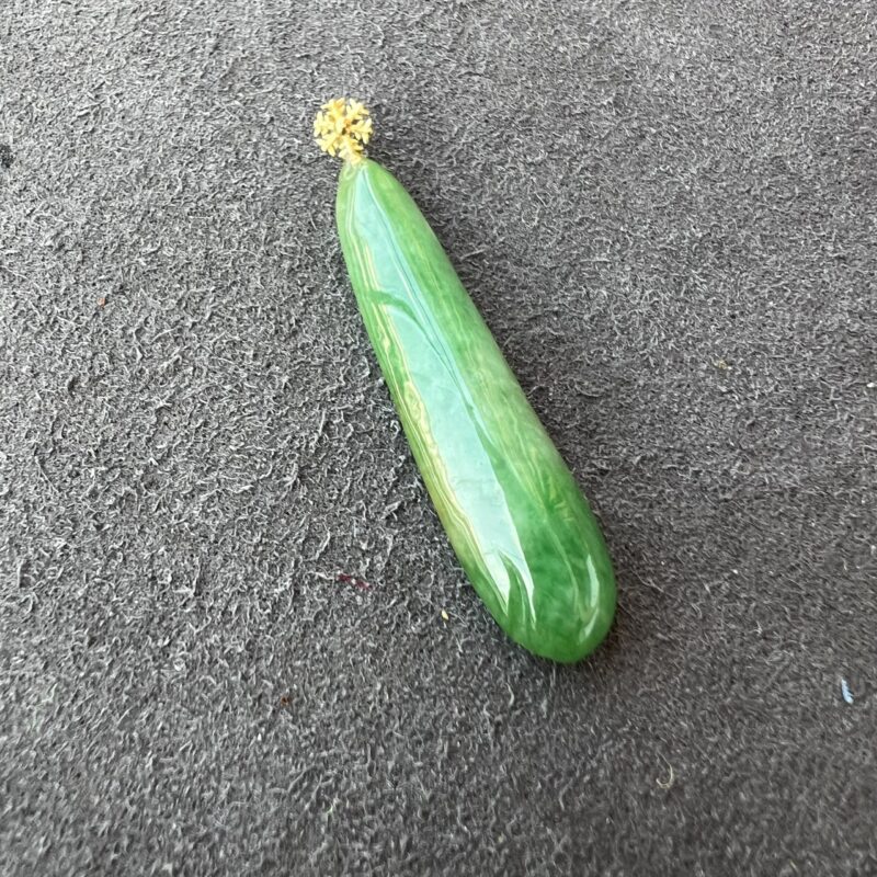 Icy Green Jade Pendant 18K Gold, Gourd (Fu Gua), Bundle